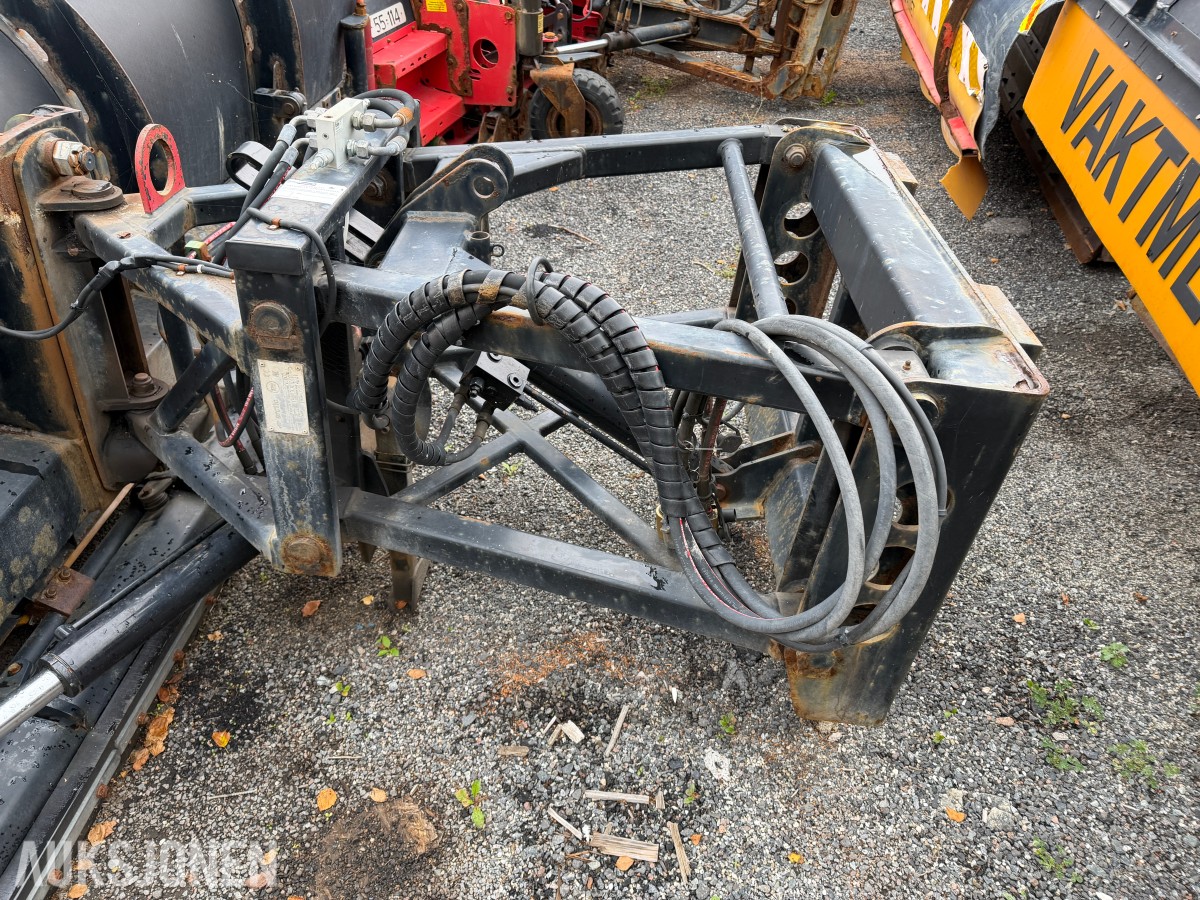 2021 ARCTIC AM 4000 HPD SVINGBAR PLOG