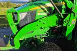2019 John Deere 4066R traktor med 440 R lesseapparat-feiemaskin-skuffe-snøskjær-
