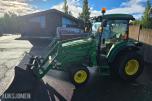 2019 John Deere 4066R traktor med 440 R lesseapparat-feiemaskin-skuffe-snøskjær-