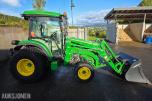 2019 John Deere 4066R traktor med 440 R lesseapparat-feiemaskin-skuffe-snøskjær-