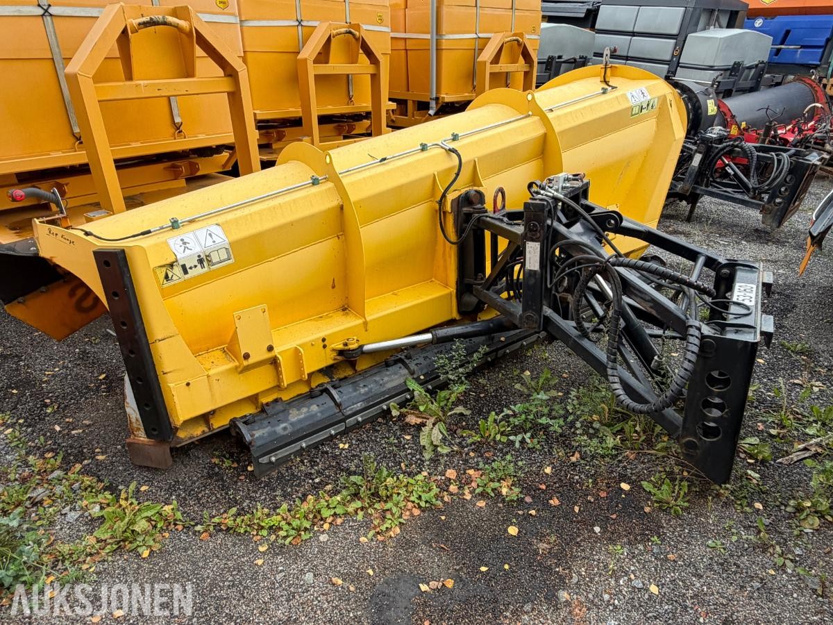 2021 ARCTIC AM 3700 HMK SNØPLOG M/HYDRAULISK SVING
