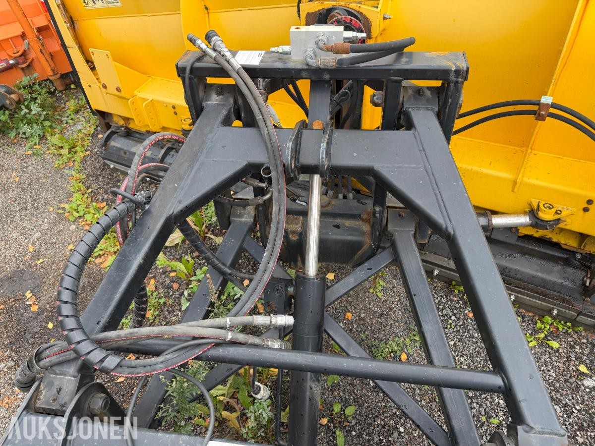 2021 ARCTIC AM 3700 HMK SNØPLOG M/HYDRAULISK SVING