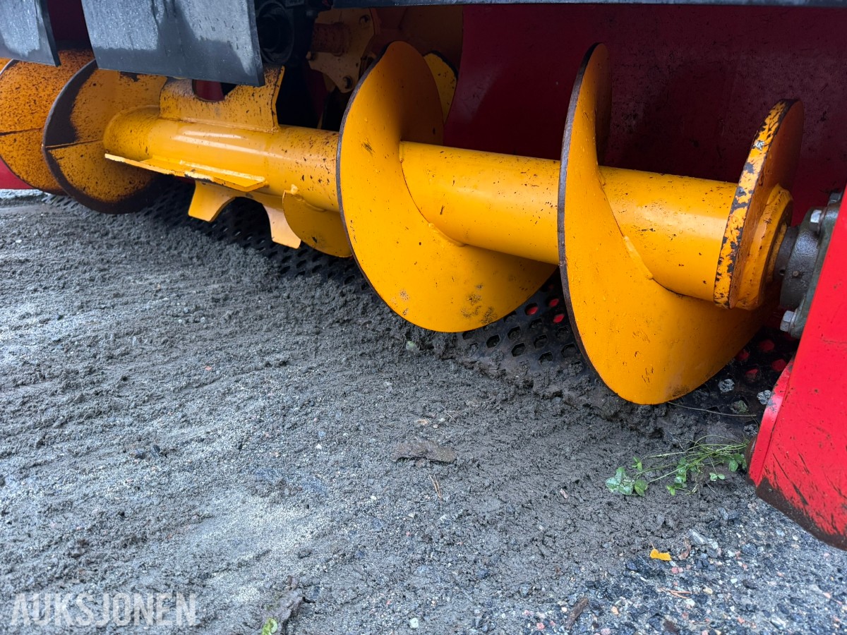 2022 Duun TF240 snøfres – PTO – HYDRAULISK SVING OG NEDBREKK PÅ TUT