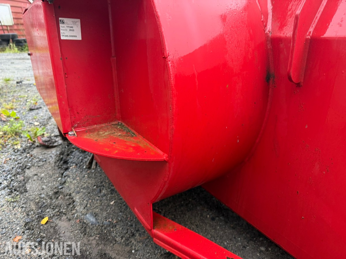 2022 Duun TF240 snøfres – PTO – HYDRAULISK SVING OG NEDBREKK PÅ TUT