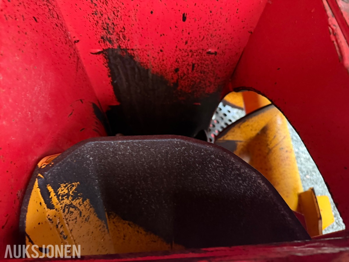 2022 Duun TF240 snøfres – PTO – HYDRAULISK SVING OG NEDBREKK PÅ TUT