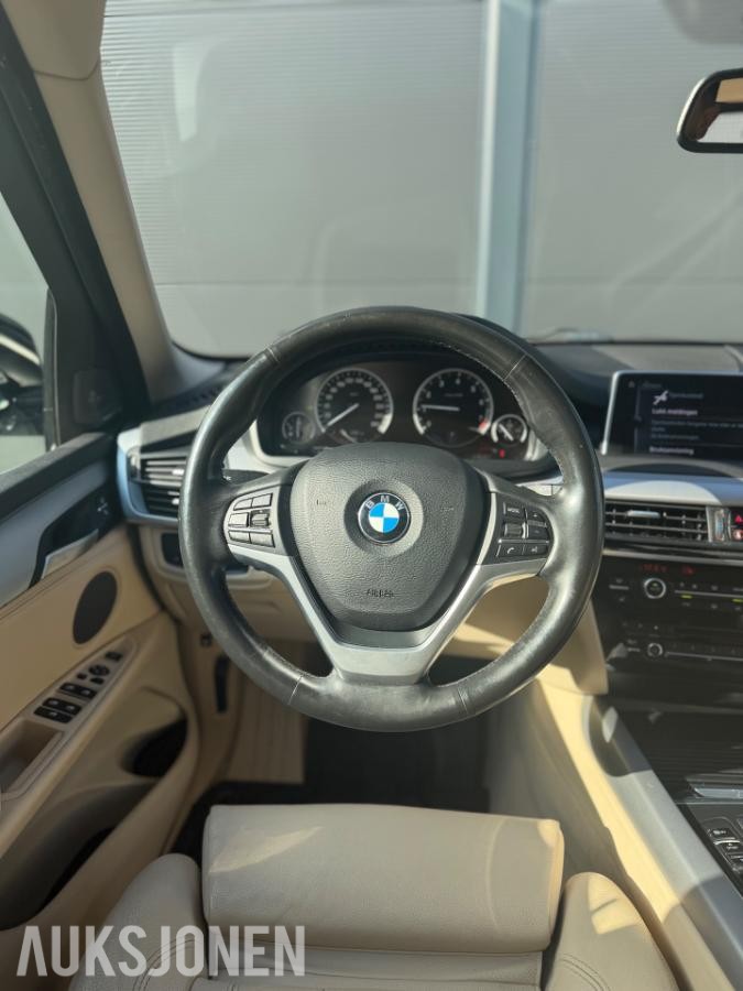 2017 BMW X5 XDRIVE40E NIGHTVISION HENGERFESTE HUD PANORAMA