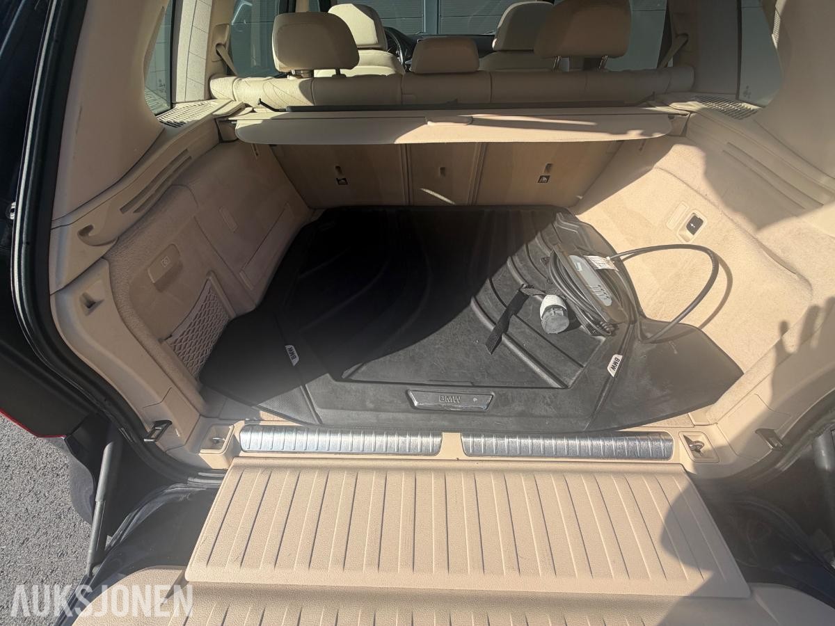 2017 BMW X5 XDRIVE40E NIGHTVISION HENGERFESTE HUD PANORAMA