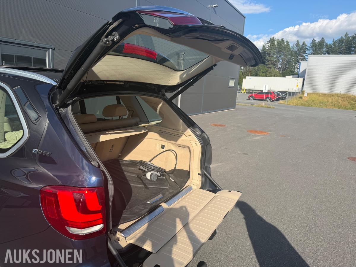 2017 BMW X5 XDRIVE40E NIGHTVISION HENGERFESTE HUD PANORAMA