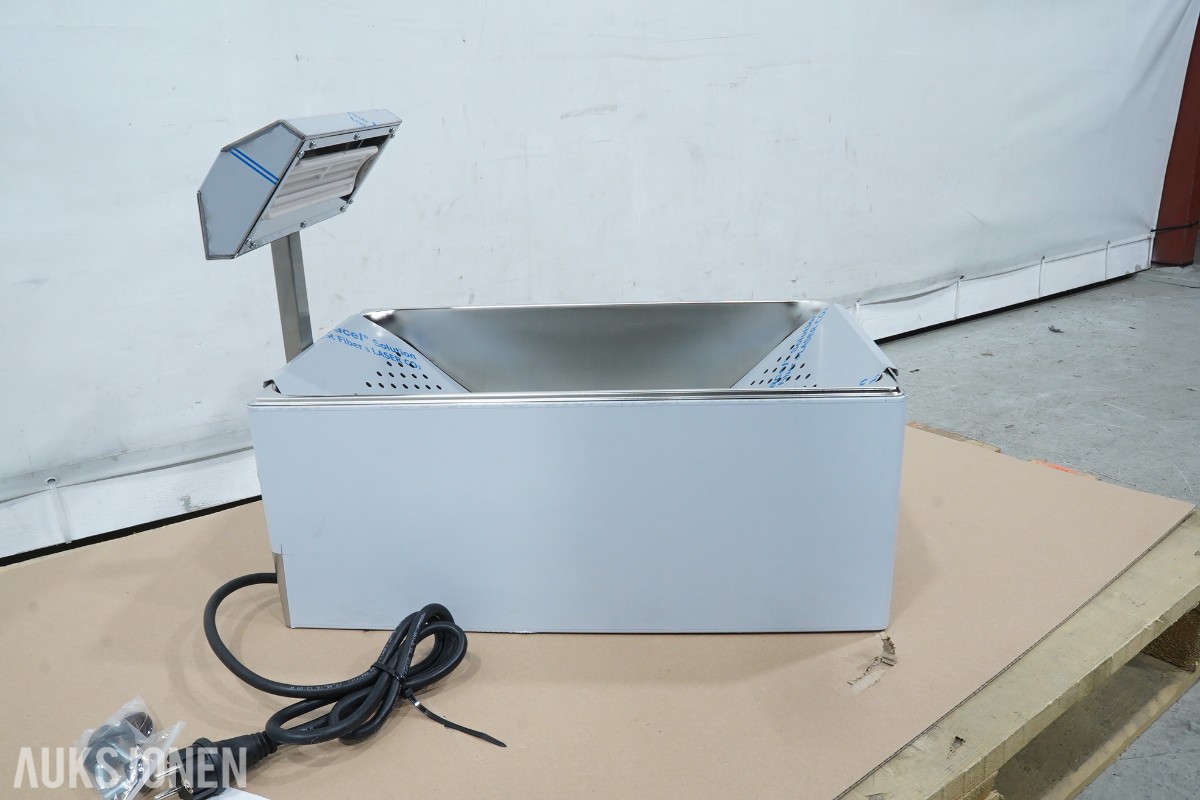 REDFOX BMV- 1115 + IL 3 pommes frites varmer