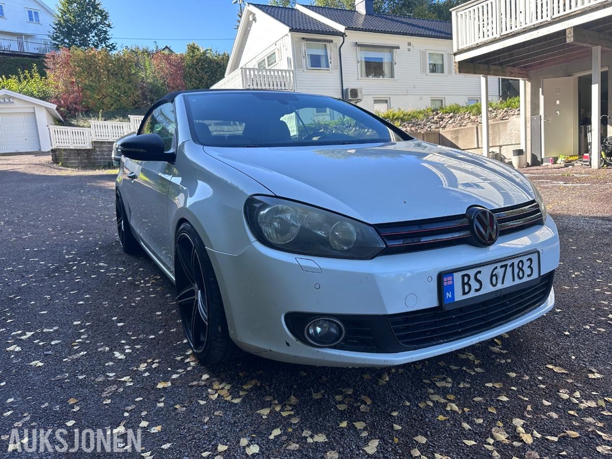 2012 Volkswagen Golf 1.6 Diesel 105hk Cabriolet, Cruisekontroll, Skinnseter