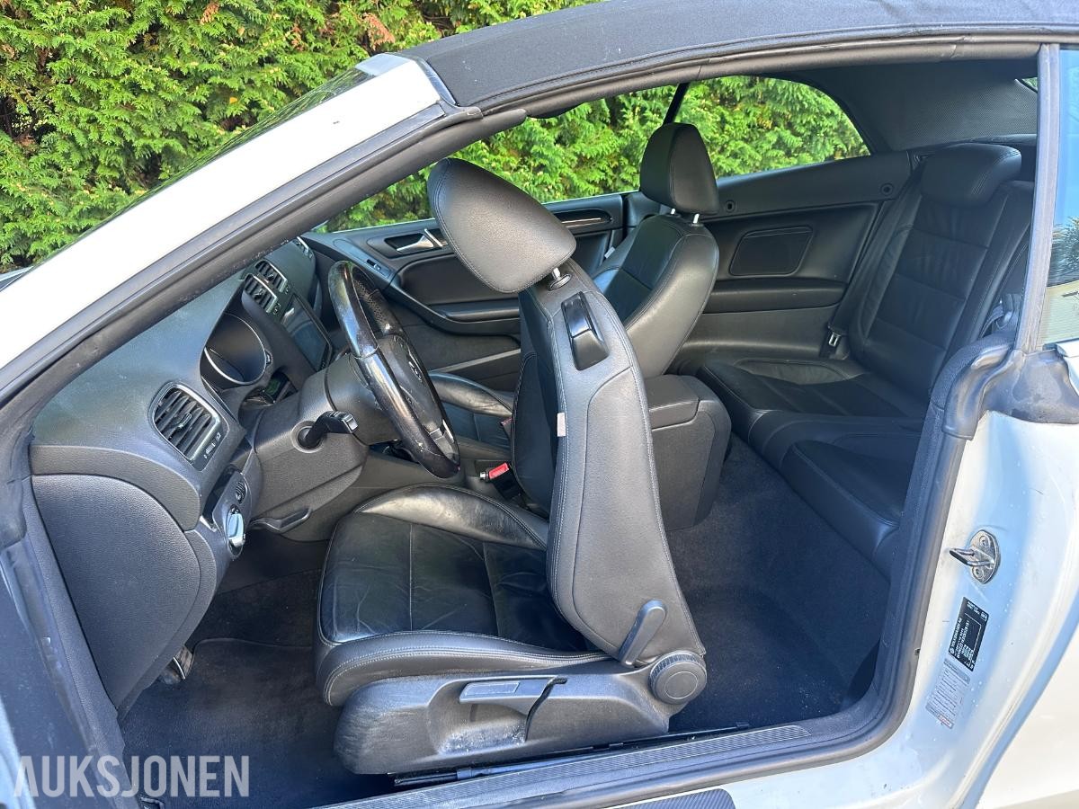 2012 Volkswagen Golf 1.6 Diesel 105hk Cabriolet, Cruisekontroll, Skinnseter