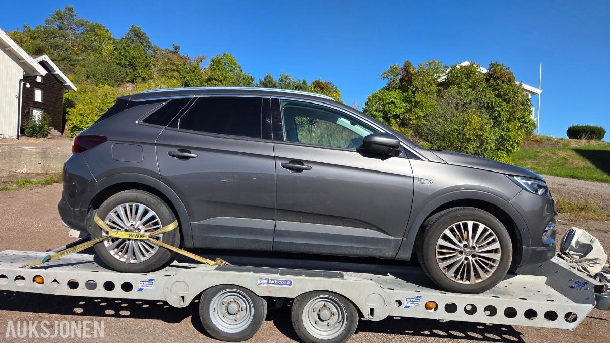 2019 Opel Grandland X, 1,2T 130hk Rep objekt , 72000km