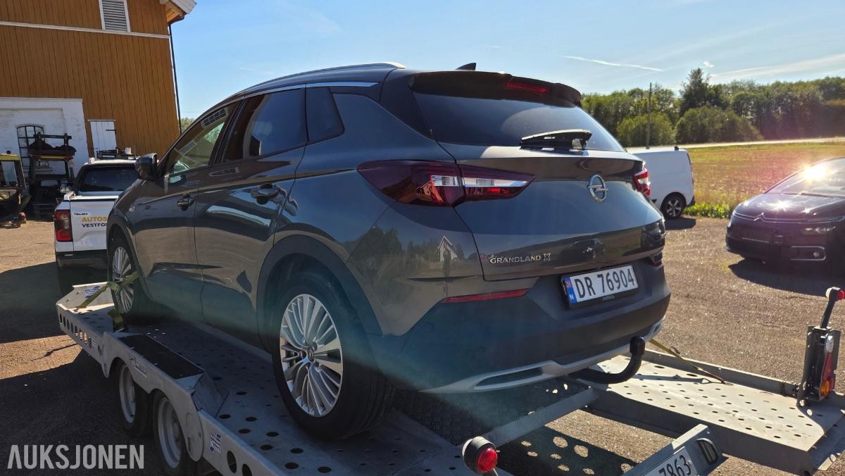 2019 Opel Grandland X, 1,2T 130hk Rep objekt , 72000km