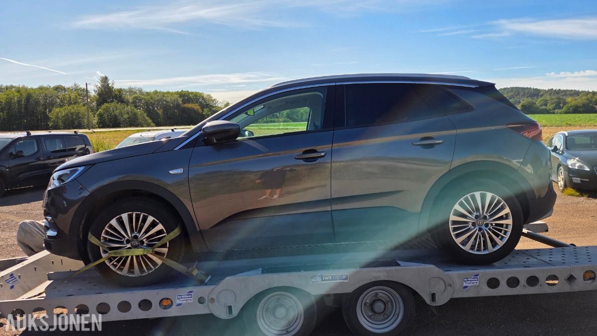 2019 Opel Grandland X, 1,2T 130hk Rep objekt , 72000km