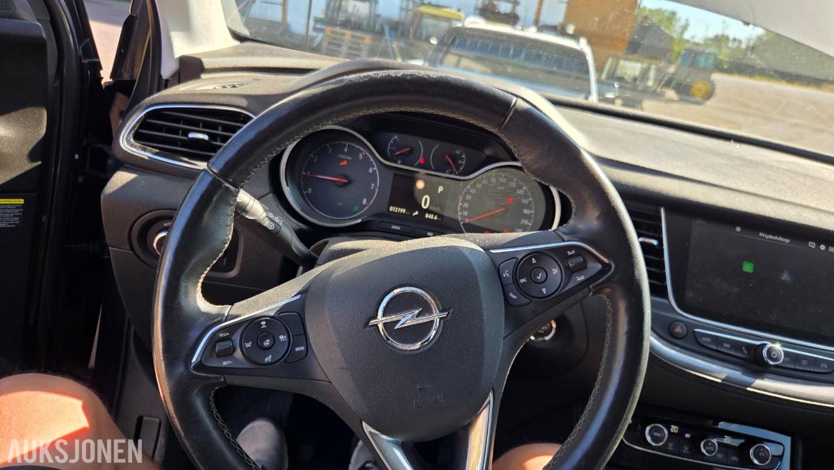 2019 Opel Grandland X, 1,2T 130hk Rep objekt , 72000km