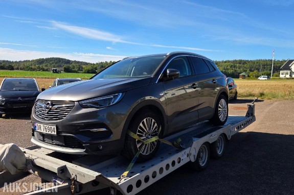 2019 Opel Grandland X, 1,2T 130hk Rep objekt , 72000km