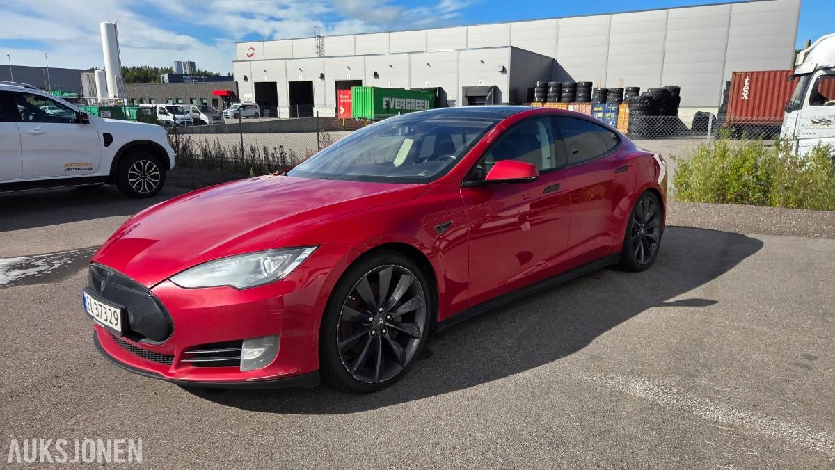 2014 Tesla MODEL S p85+ Rep objekt , 298000km