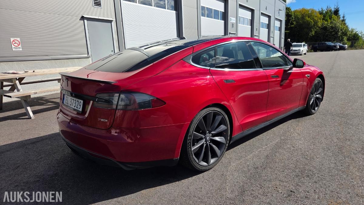 2014 Tesla MODEL S p85+ Rep objekt , 298000km