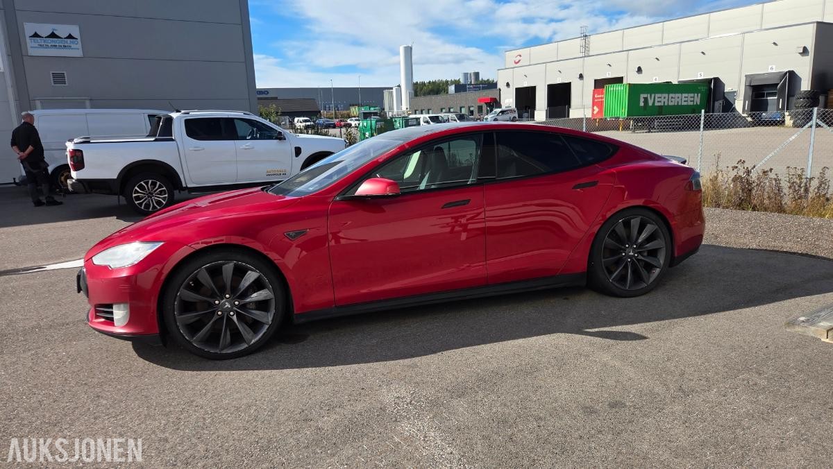 2014 Tesla MODEL S p85+ Rep objekt , 298000km