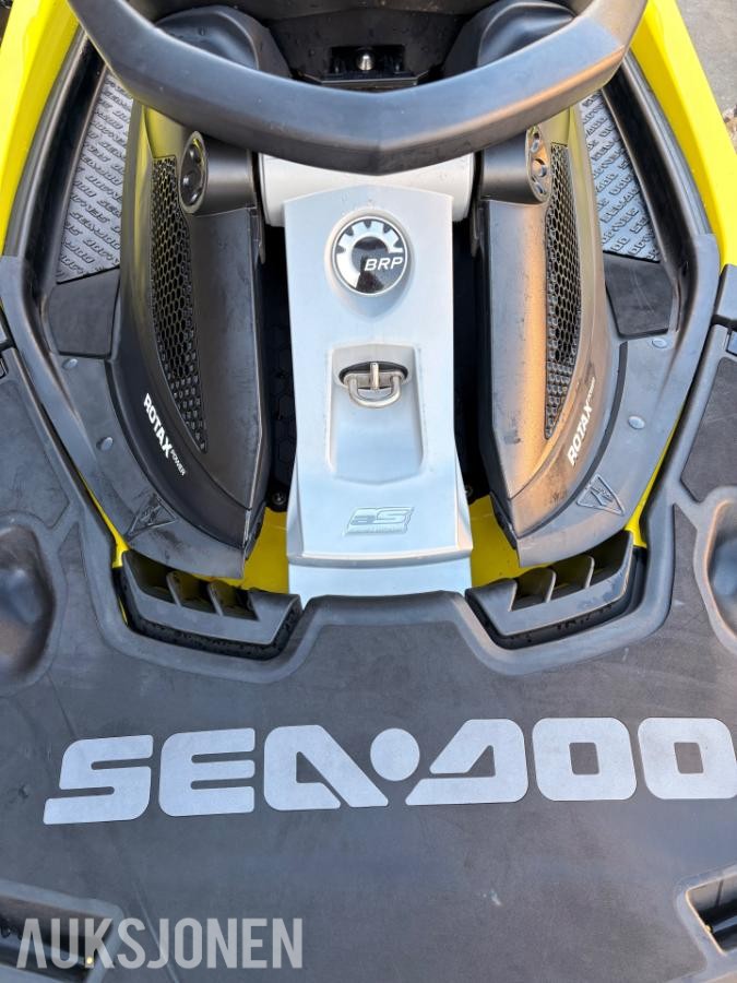 2015 SeaDoo 260 RXT R vannscooter med henger