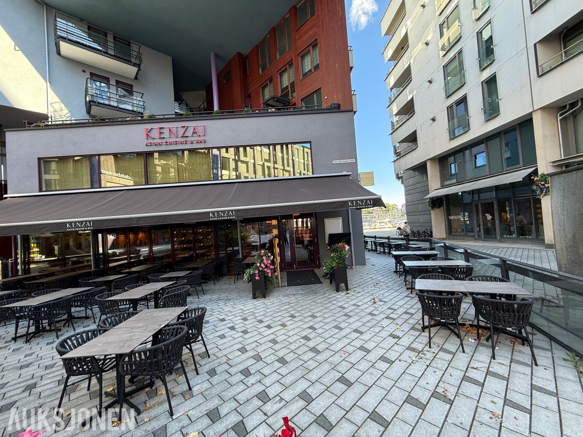 Parti utemøbler / restaurantmøbler – Grattoni IDOL Collection – bord og stoler