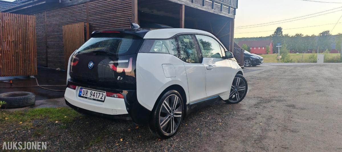 2015 BMW i3 REx RANGE EXTENDER/REKKEVIDDEFORLENGER