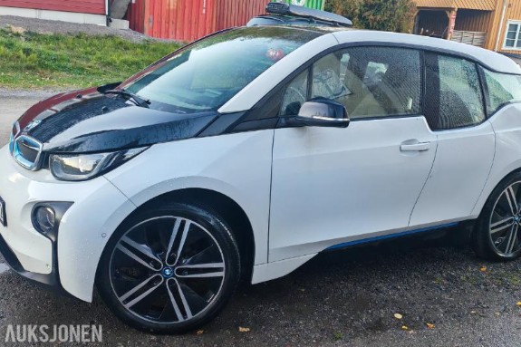 2015 BMW i3 REx RANGE EXTENDER/REKKEVIDDEFORLENGER