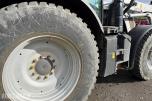 2018 Fendt 724 Vario traktor med laster, 6395 timer