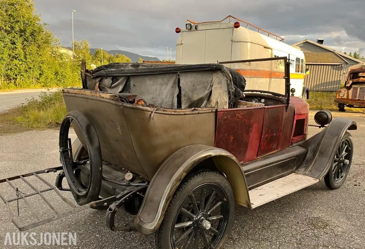 1924 RUGBY MODELL F fra 1924