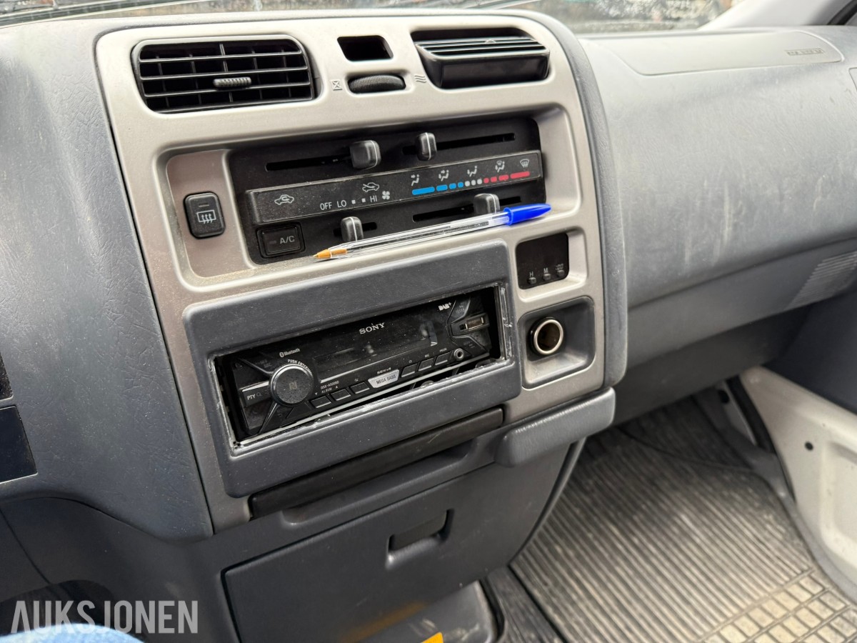 2006 Toyota HIACE 2.5-117 D 4WD - 90000 km - REP OBJEKT