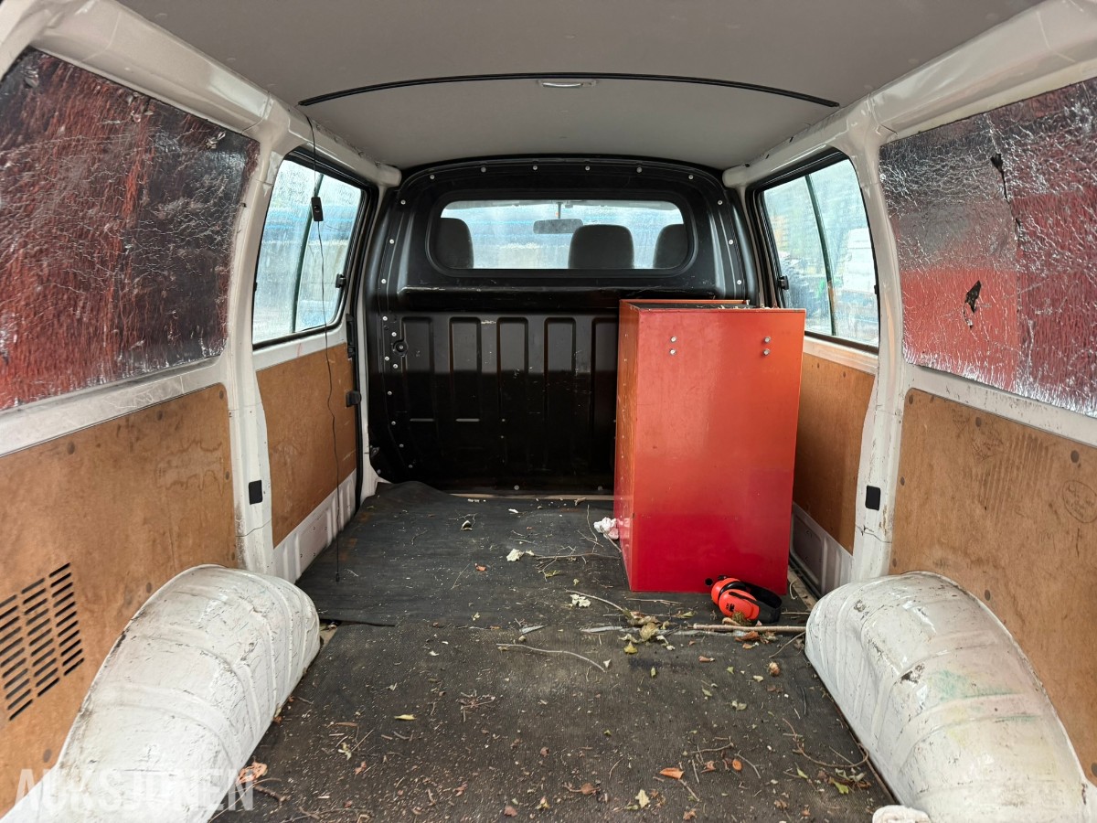 2011 Toyota HIACE 2.5-117 D 4WD - 90992 KM