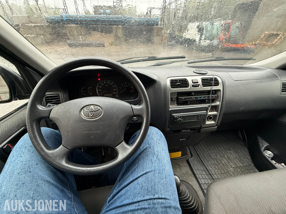 2011 Toyota HIACE 2.5-117 D 4WD - 90992 KM