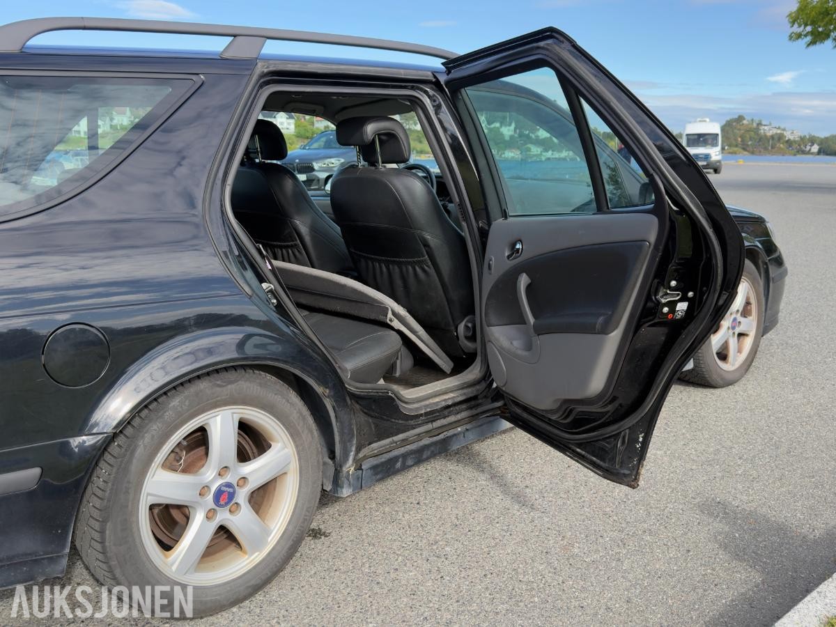 2004 Saab 9-5 2.0, Automat, Hengerfeste, Skinnseter, S+V dekk