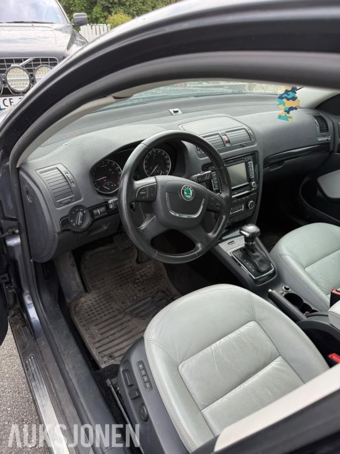 2012 Skoda Octavia 1.6 Diesel 105hk Automat, Cruisekontroll, Hengerfeste