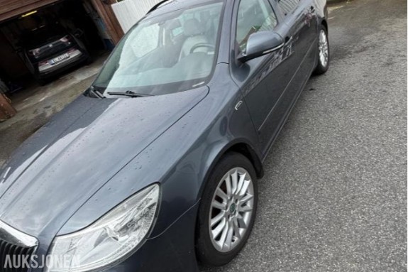 2012 Skoda Octavia 1.6 Diesel 105hk Automat, Cruisekontroll, Hengerfeste