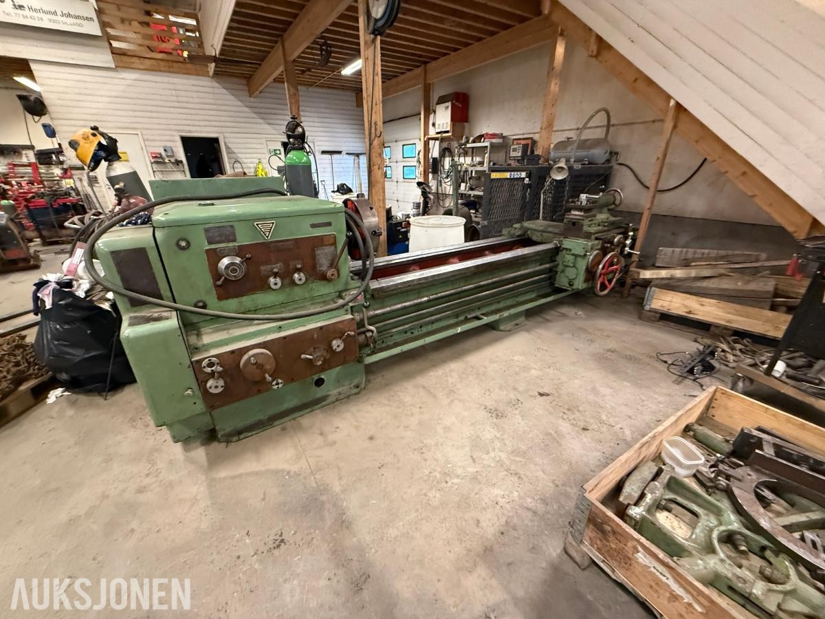 1969 Rjazansk 1M63 Dreiebenk