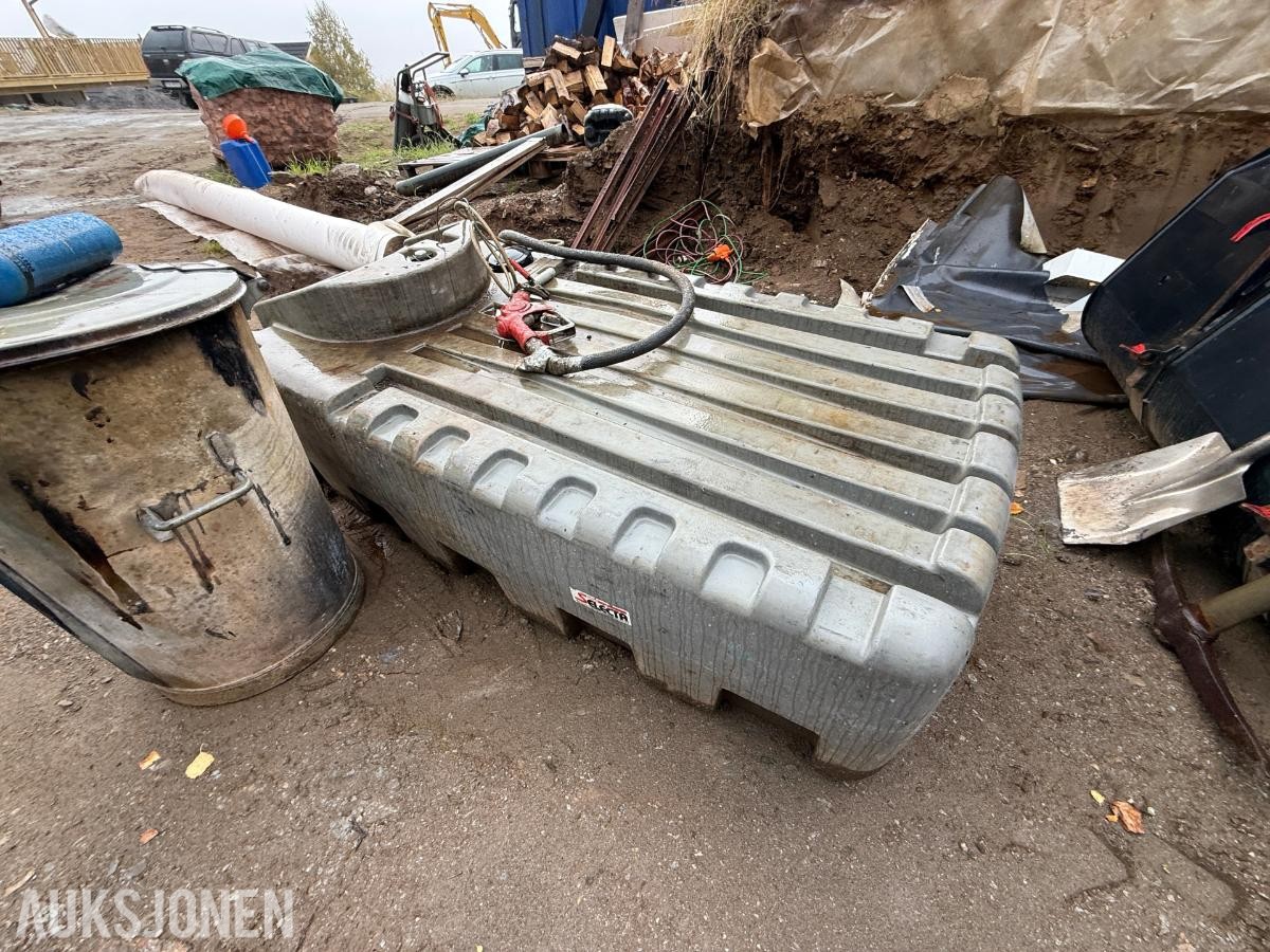 Selecta 400L 12V Dieseltank med pumpe