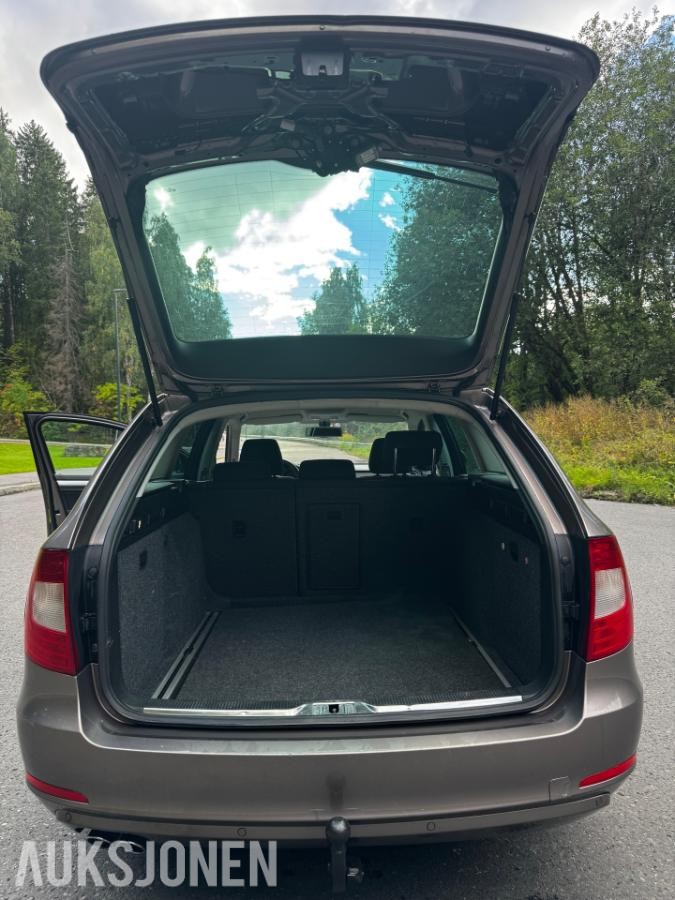 2011 Skoda Superb 2.0 TDI 140hk Automat, Cruisekontroll, Hengerfeste, S+V dekk