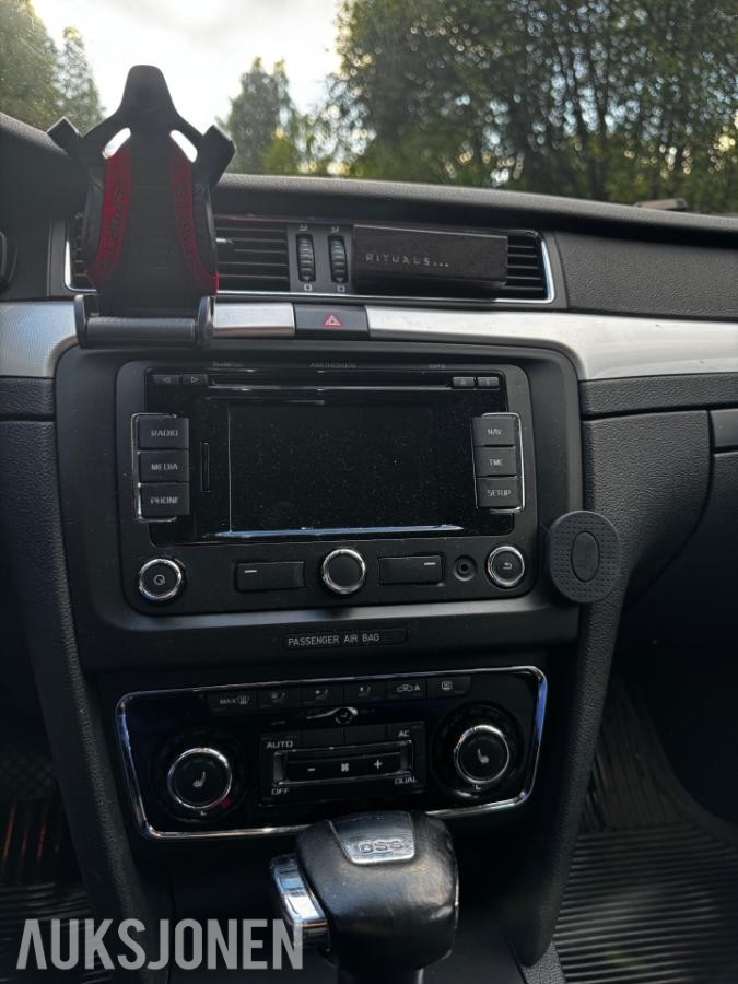 2011 Skoda Superb 2.0 TDI 140hk Automat, Cruisekontroll, Hengerfeste, S+V dekk