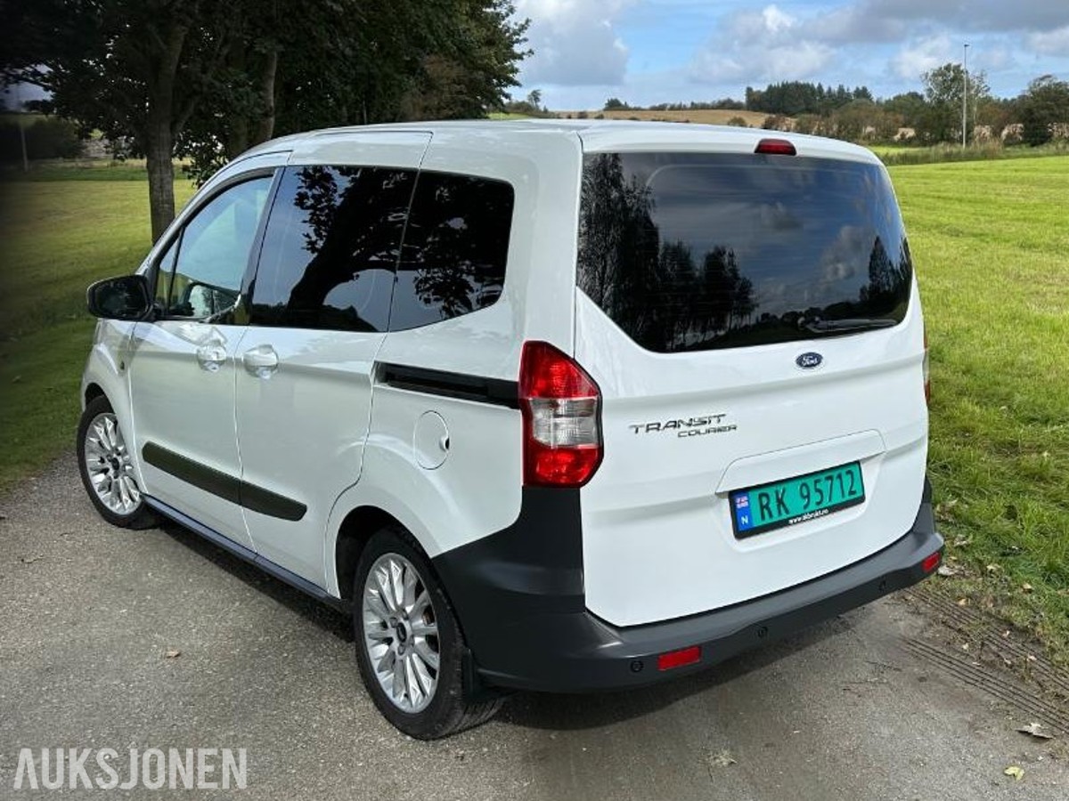 2016 Ford Transit Courier 1.6 Diesel, S+V dekk