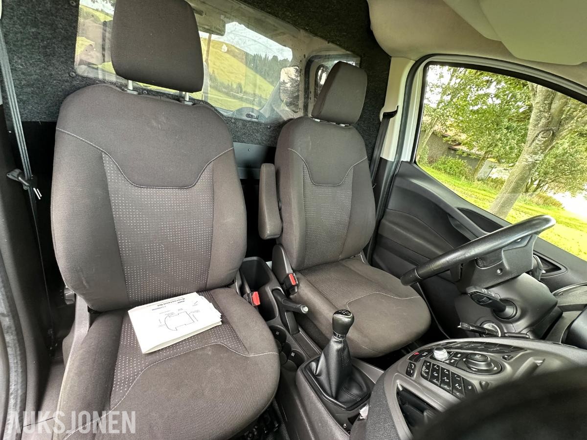 2016 Ford Transit Courier 1.6 Diesel, S+V dekk