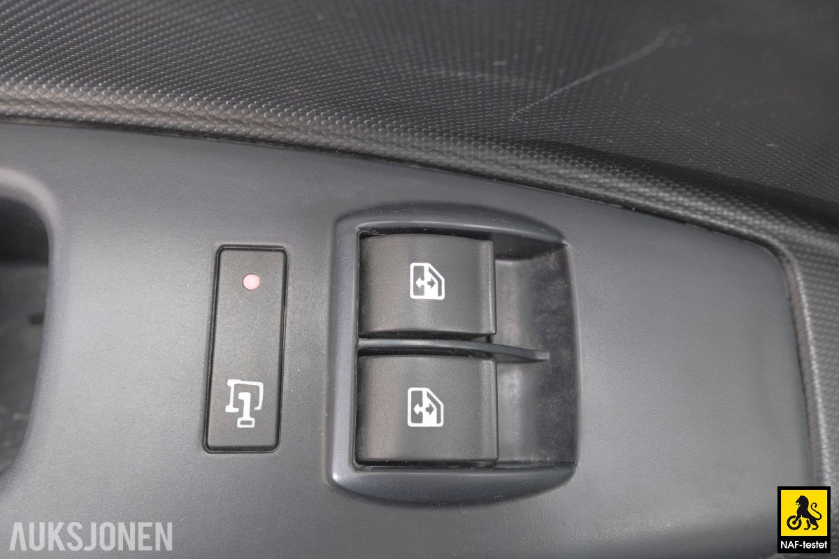 2017 Opel COMBO 1.2 D 95HK HENGERFESTE KLIMA SKYVEDØRER