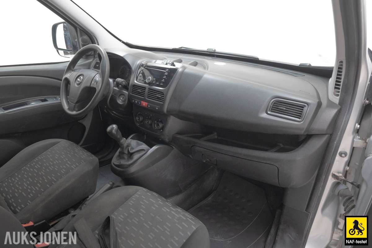 2017 Opel COMBO 1.2 D 95HK HENGERFESTE KLIMA SKYVEDØRER
