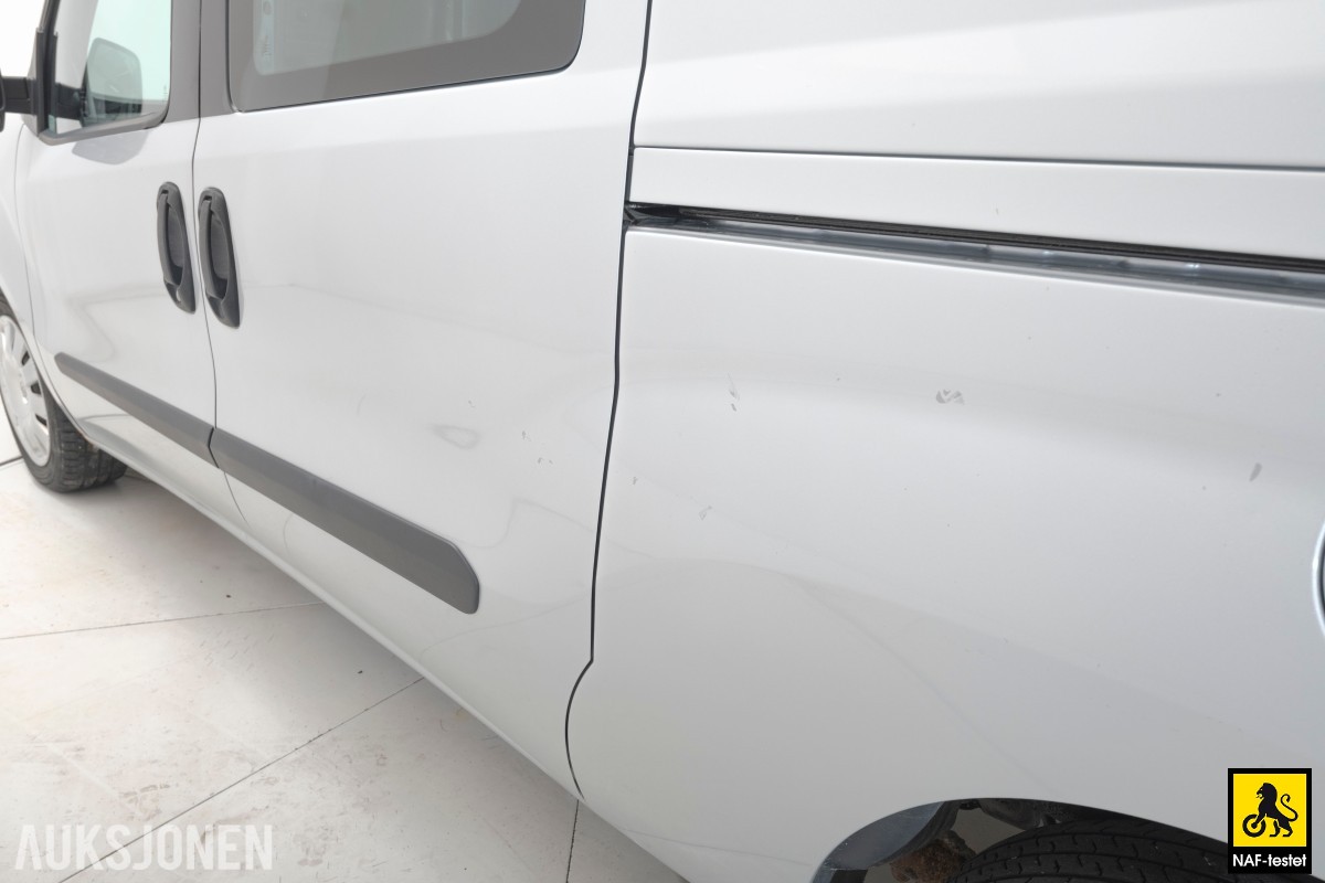 2017 Opel COMBO 1.2 D 95HK HENGERFESTE KLIMA SKYVEDØRER