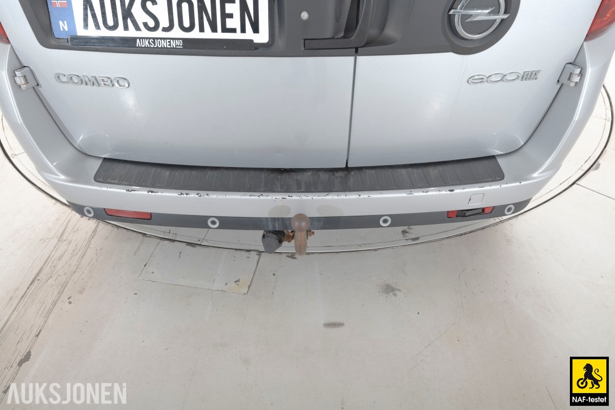 2017 Opel COMBO 1.2 D 95HK HENGERFESTE KLIMA SKYVEDØRER