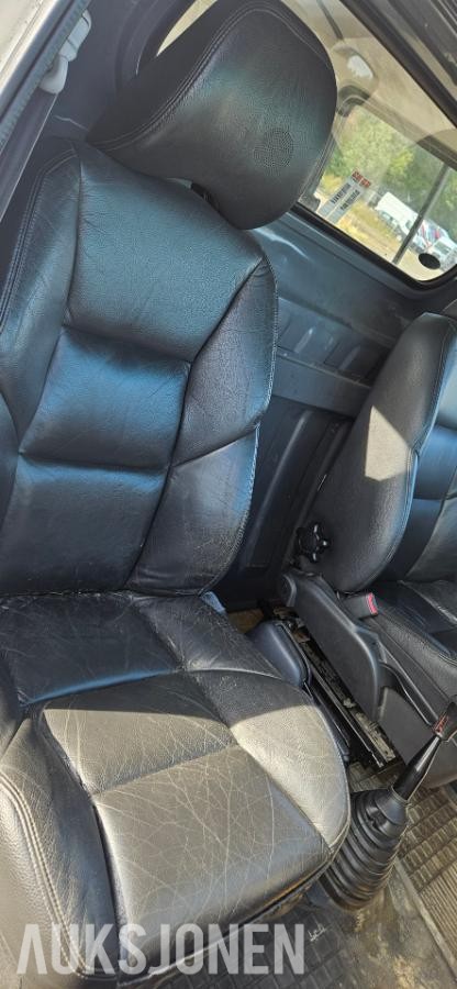 2003 Toyota, HIACE 2.5-102 D 4WD