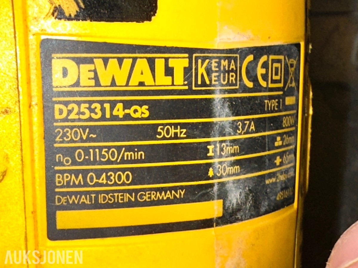 DeWalt, Hitachi og Metabo - elektroverktøy med kofferter og tilbehør