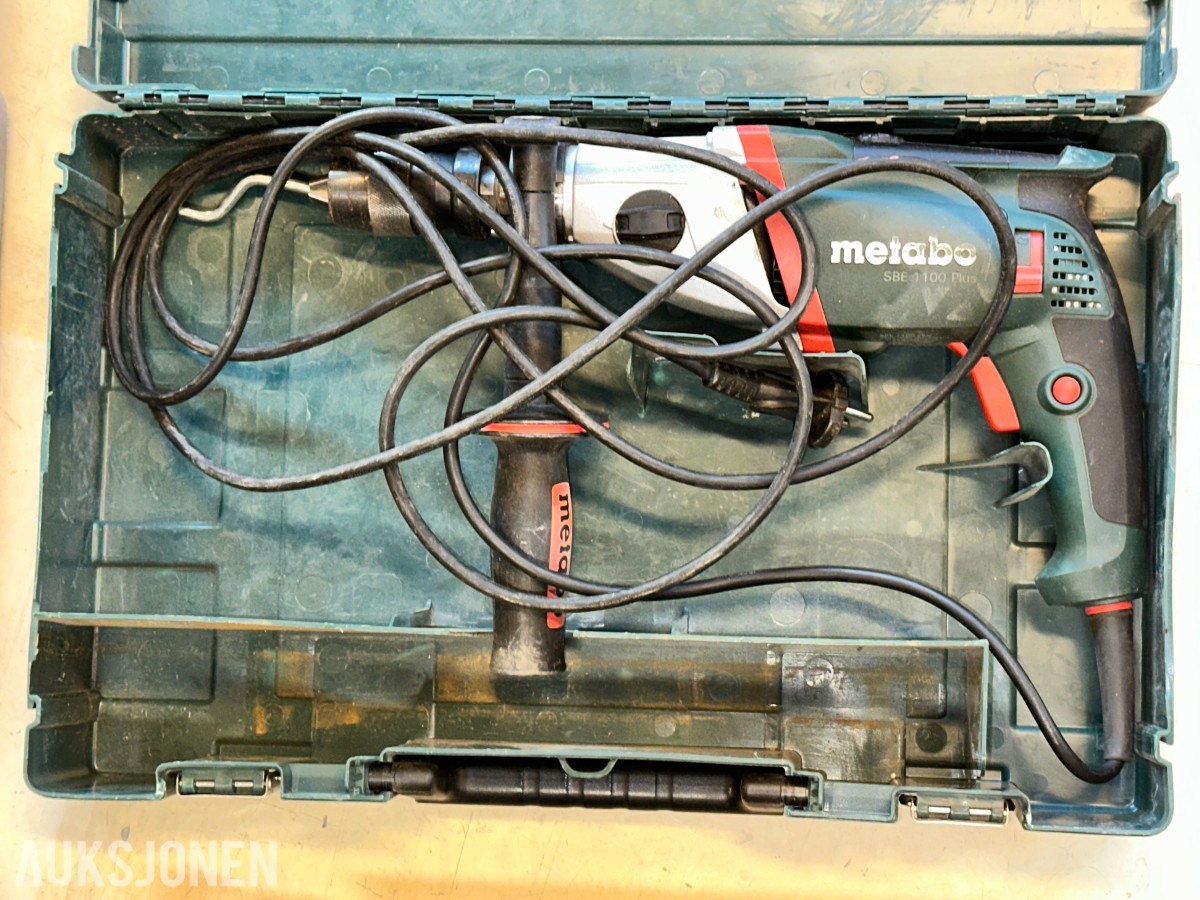 DeWalt, Hitachi og Metabo - elektroverktøy med kofferter og tilbehør