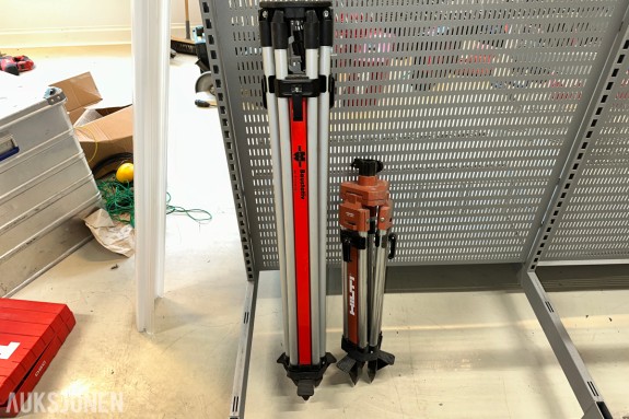 Hilti PA 920 stativ og Würth Baustativ