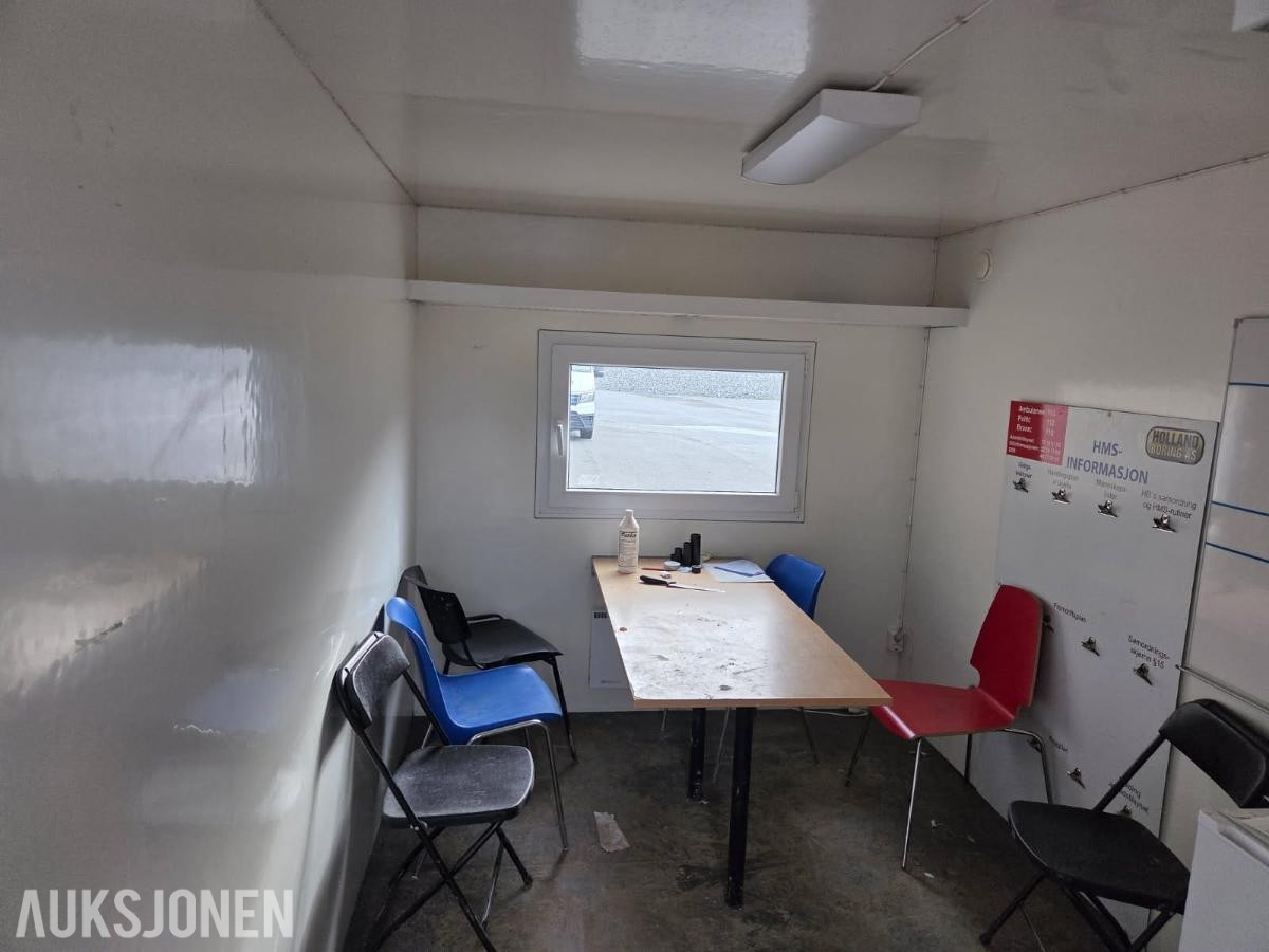 Arnpro mannskapsbrakke, 420 x 230 cm, WC og kontorrom